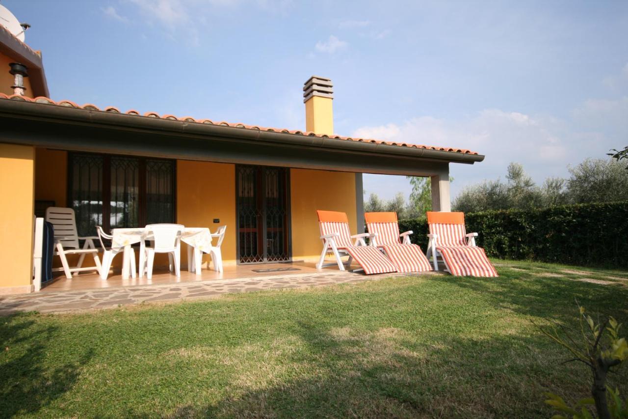 Carlotta Casetta Indipendente Non Distante Dal Mare Castagneto Carducci Exterior foto